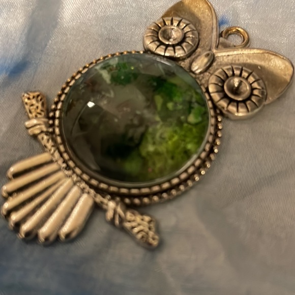 Handmade Jewelry Silvertone Owl Setting For Green Alcohol Ink Art Under Glass - Picture 3 of 3